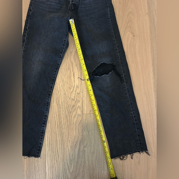 Levi’s Wedgie Straight Jeans – Black Distressed - Picture 7 of 9